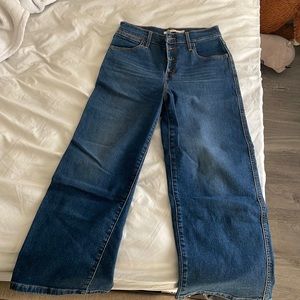 LEVIS MID WAIST CROPPED WIDE LEG PANTS